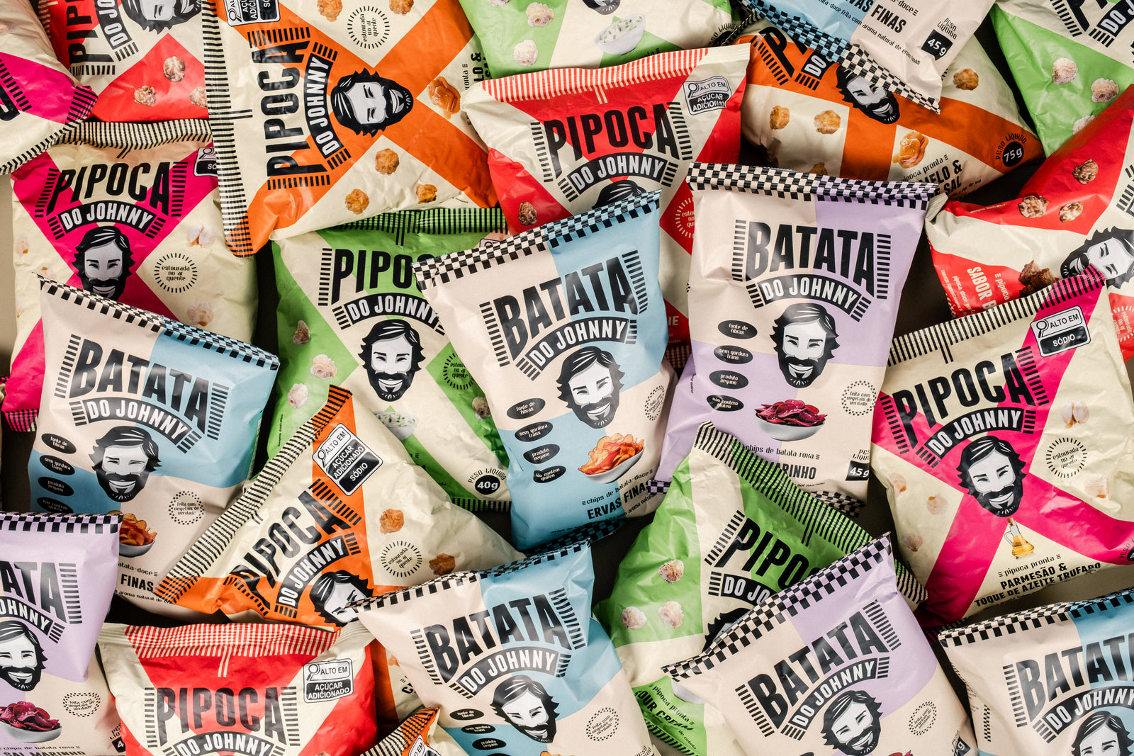 4 pipocas e 4 batatas (1 de cada sabor)